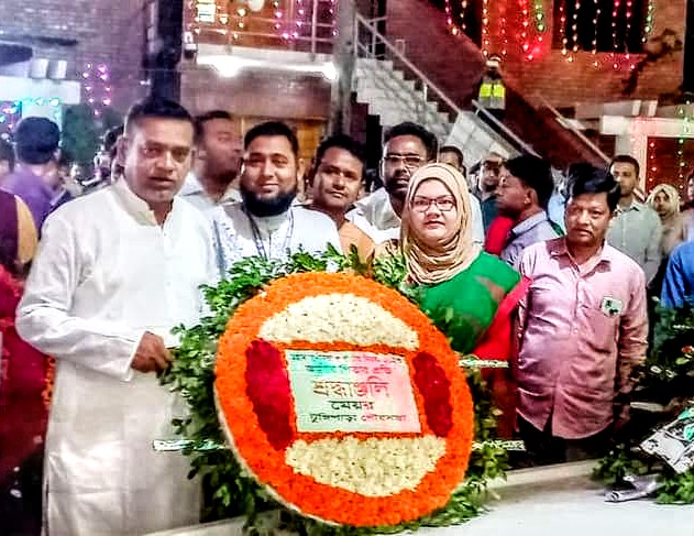 ২৬ মার্চ মহান স্বাধীনতা ও জাতীয় দিবস ২০২৩ উপলক্ষে জাতির পিতার প্রতি শ্রদ্ধাঞ্জলি, মেয়র, টুঙ্গিপাড়া পৌরসভা।
